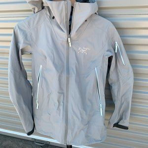 Arcteryx Sentinel womens jacket small - Equivalent to men's sabre line